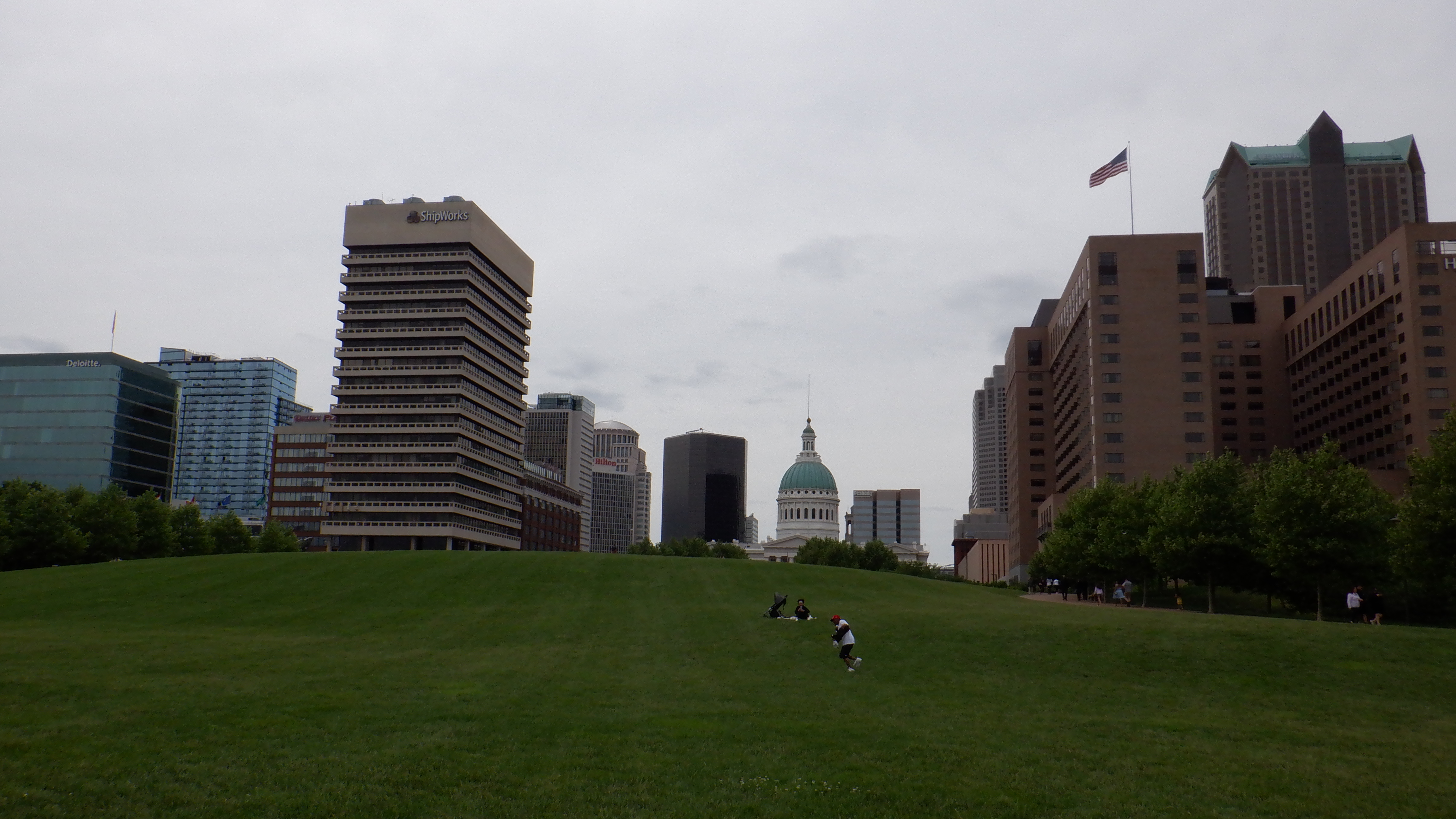 ./2022/06 - St Louis/02 - Day 2/20220522-171516170.JPG